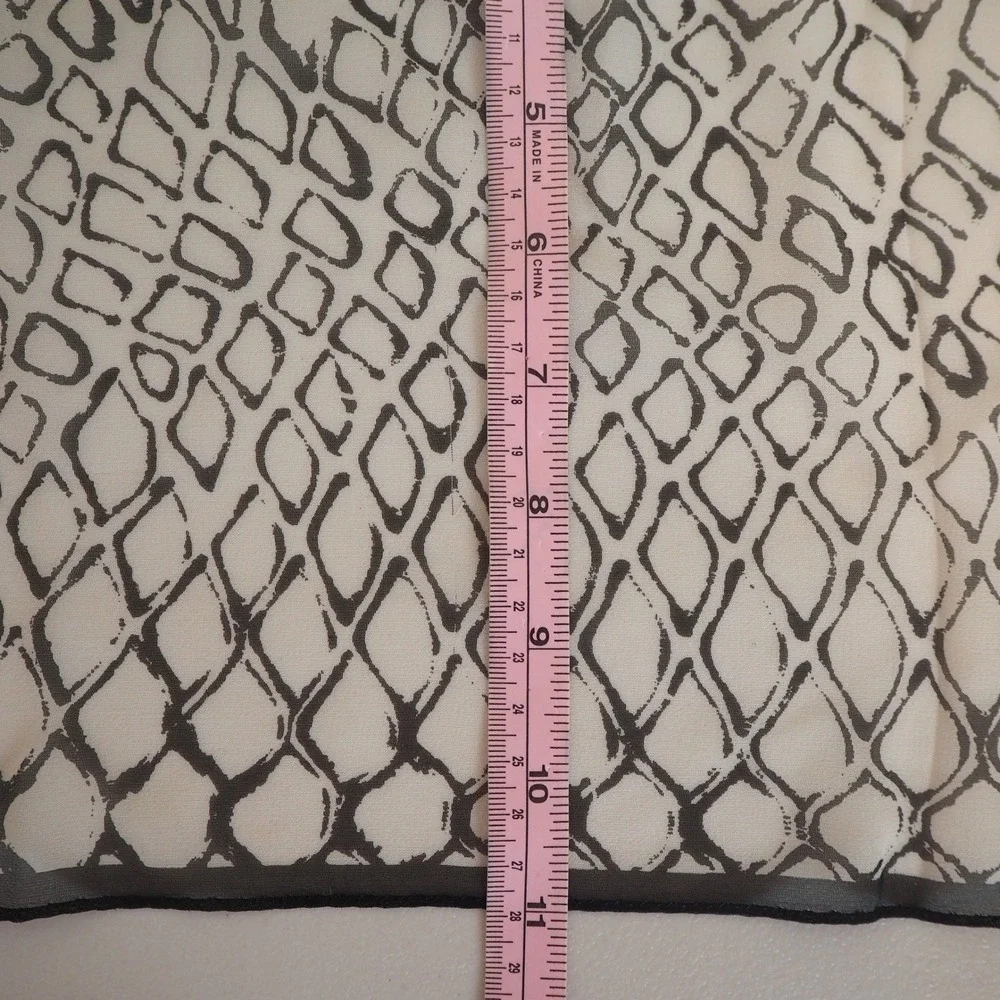 Anne Klein 100% Silk Scarf Oblong Black & White Geometric Animal Print 11" x 53" - Picture 8 of 10